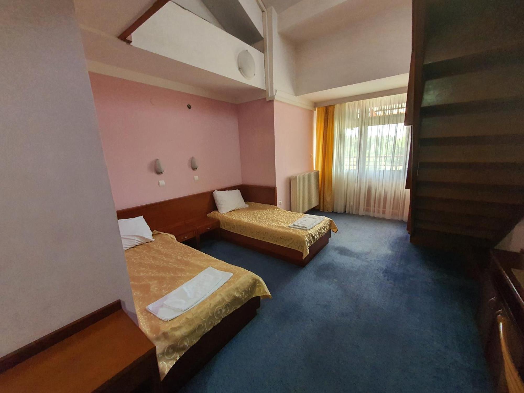 Hotel Norcev Grgetek Exteriör bild
