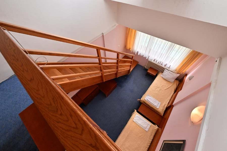 Hotel Norcev Grgetek Exteriör bild