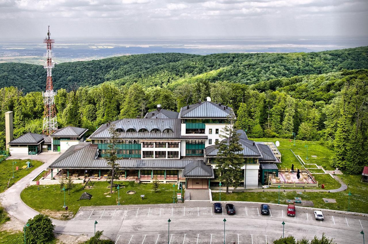 Hotel Norcev Grgetek Exteriör bild