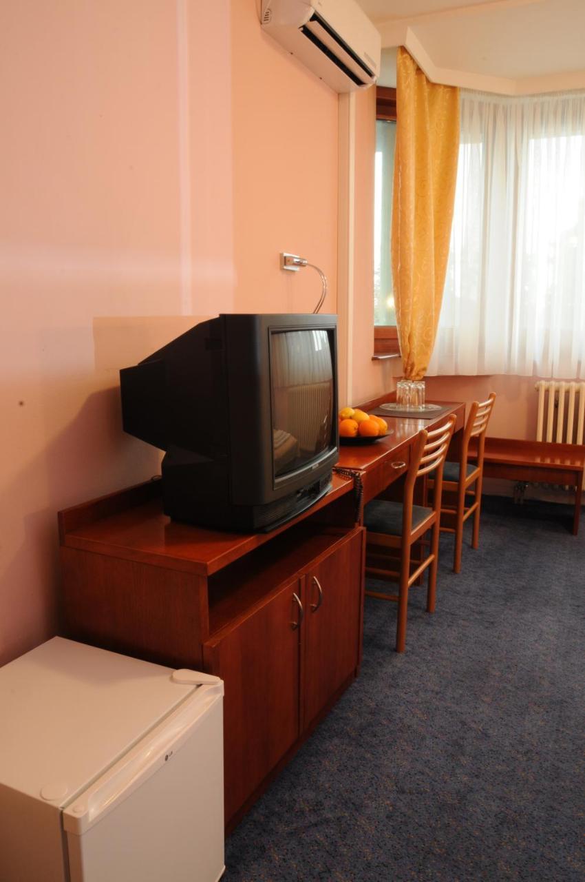 Hotel Norcev Grgetek Exteriör bild